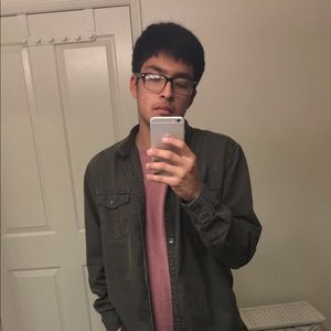 Meet your Posher, Derek